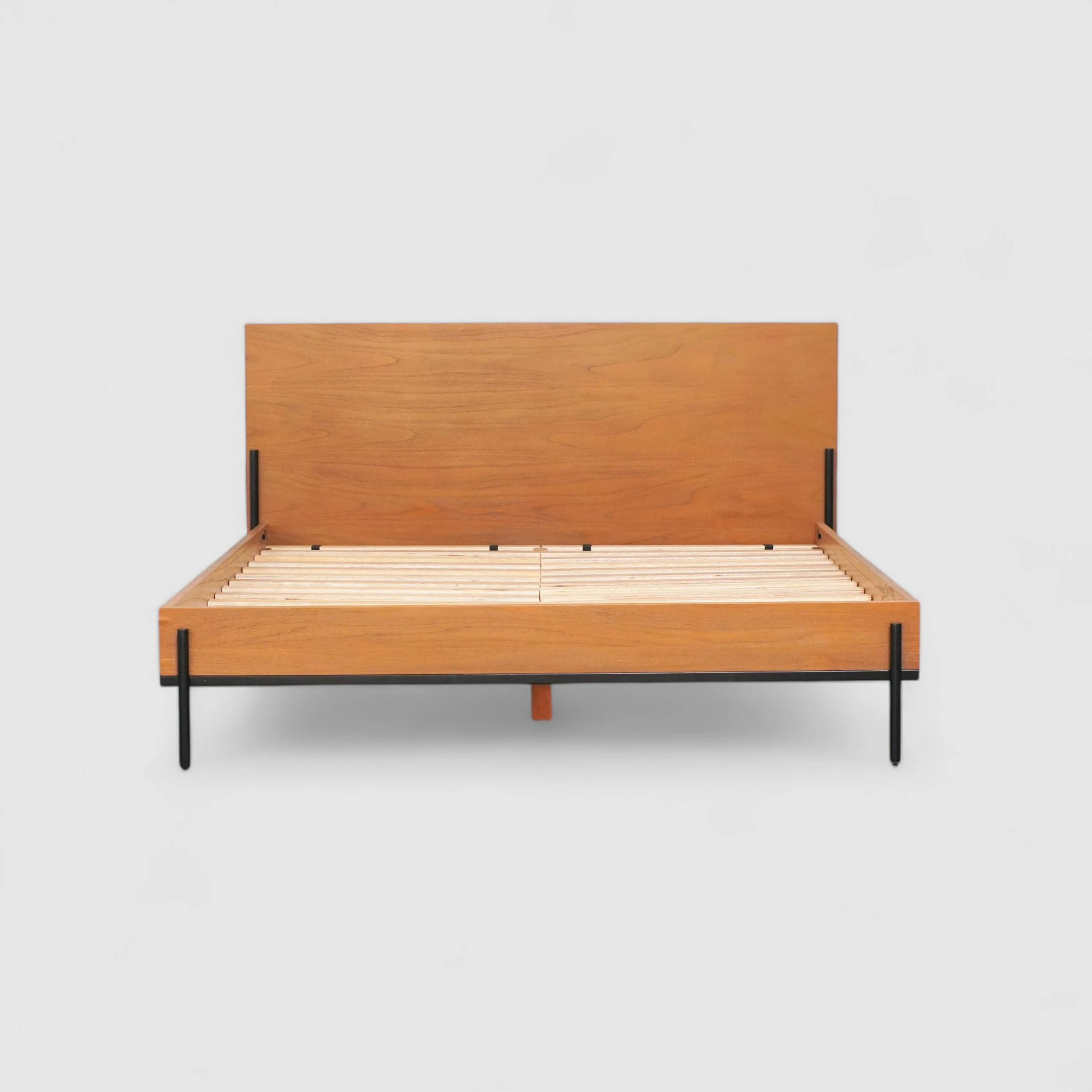 king bed ilena metal frame