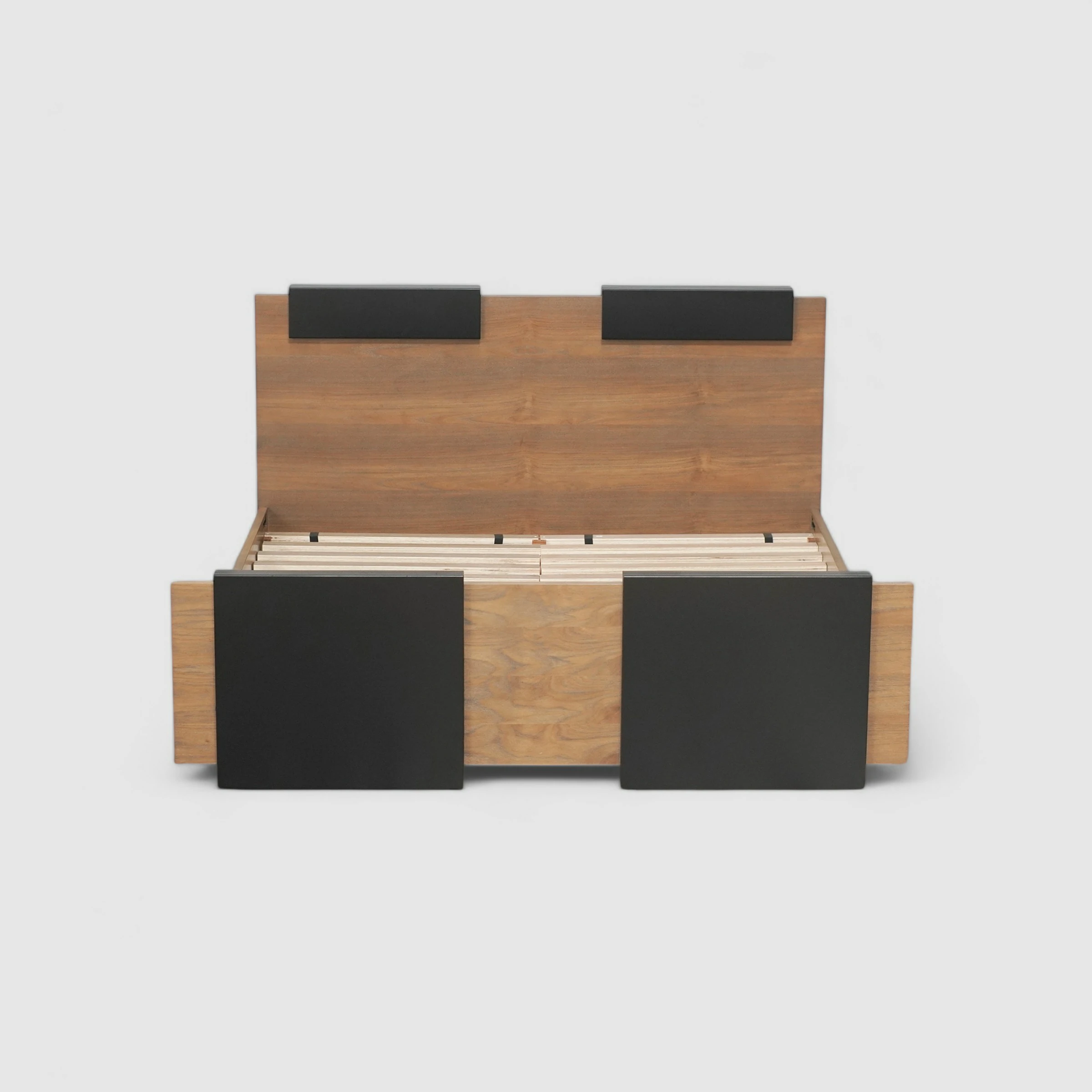 King Bed Ilena Orca